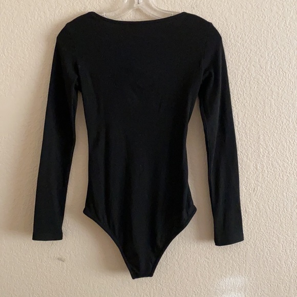 🫟5 FOR $25🫟 Deep V Bodysuit - Picture 3 of 3